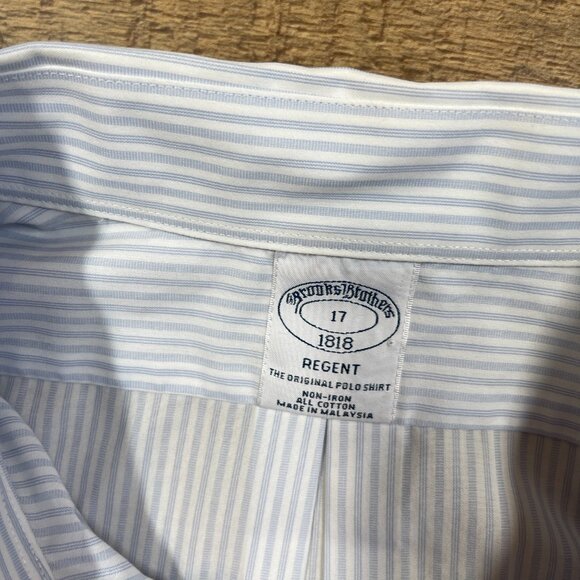 Brooks Brothers Regent White & Blue Short Sleeve Button Down Shirt size 17 - Picture 3 of 4
